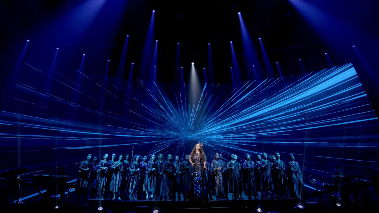 Sarah Brightman’s Space Dress