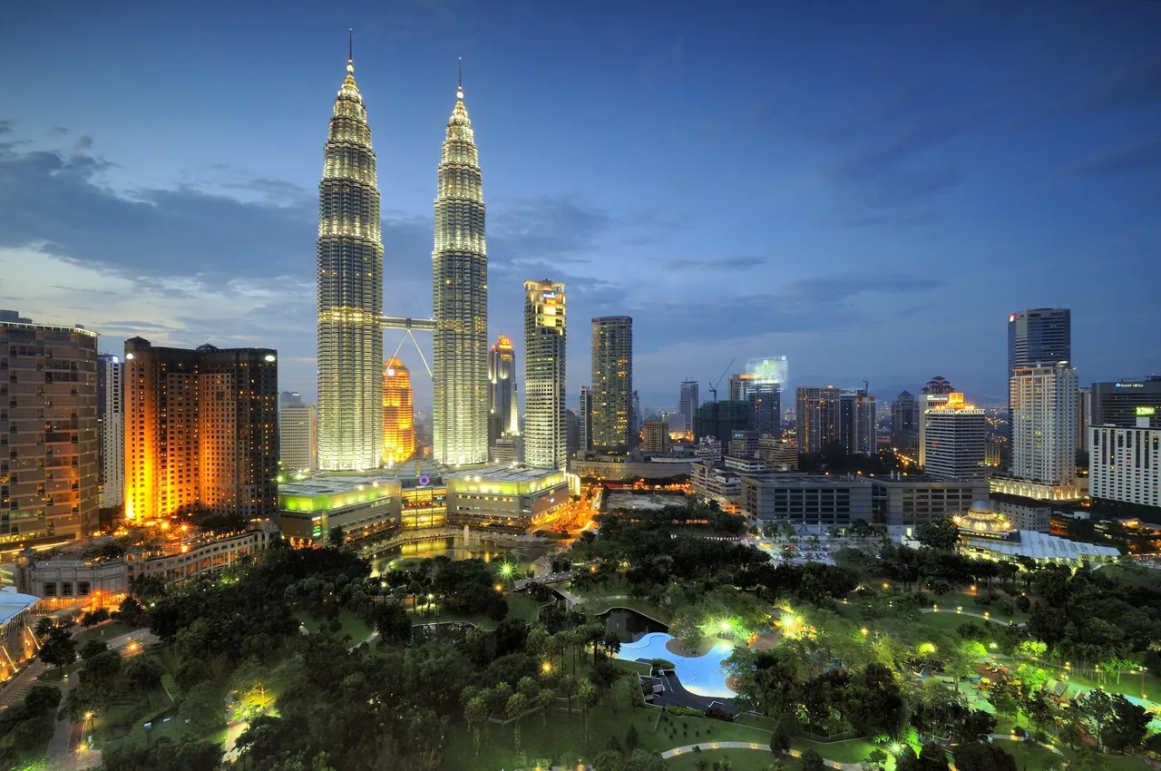 CuteCircuit in Malaysia