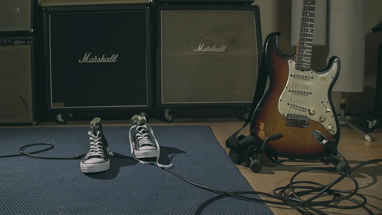 Converse / All Wah — photograph 1