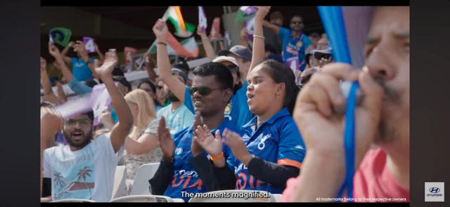 Cricket players applauding during the live SoundShirt experience